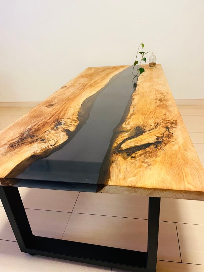 レジンテーブル　ローテーブル リバーテーブル　ダイニング