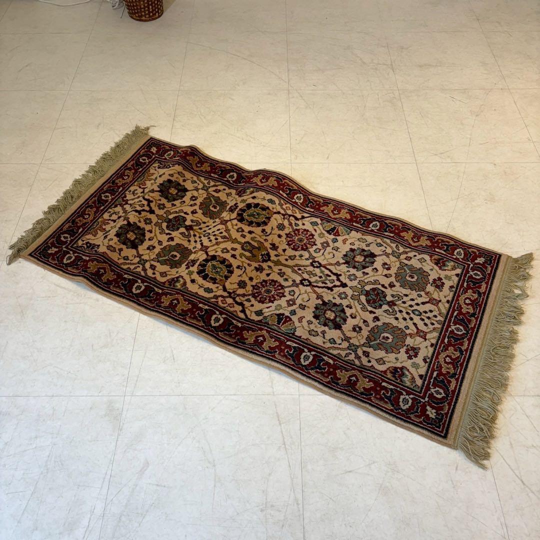 ペルシャ絨毯　トルコ　インド　絨毯　ラグ　カーペット