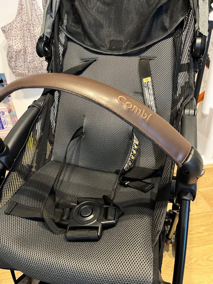 Combi 折りたたみベビーカー　ロシェグレー