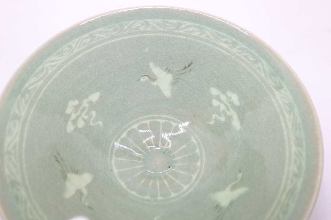 韓国人間文化財 柳海剛(柳根瀅) 高麗青磁 鶴文茶碗 共箱