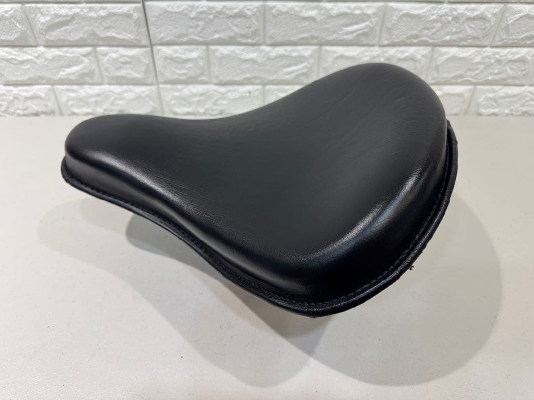 ショベル　サドル　シート　ハーレー　FL H FL FX パン　ソロ　ビンテージ
