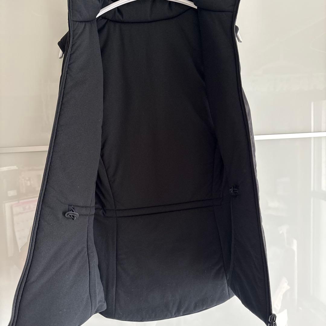 はな様❗️チャコット　ダウンベスト　中綿