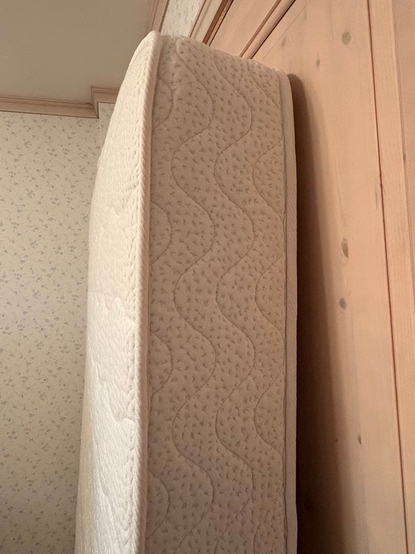 【送料無料】NELLマットレス　セミダブル初期型