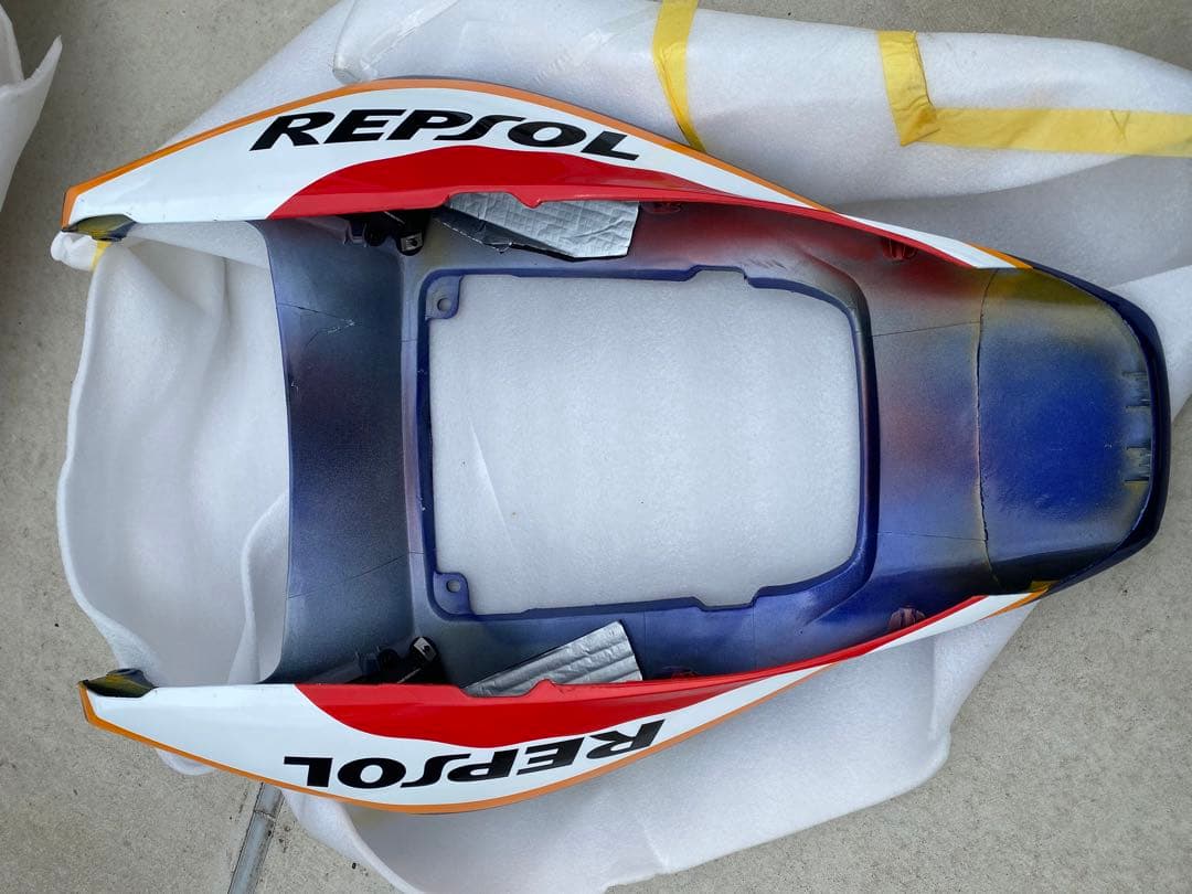 cbr1000rr sc57 04年　社外カウル　RC211V レプソル