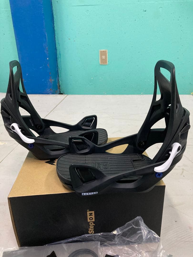 Step On スノーボードビンディング SMALL ブラック