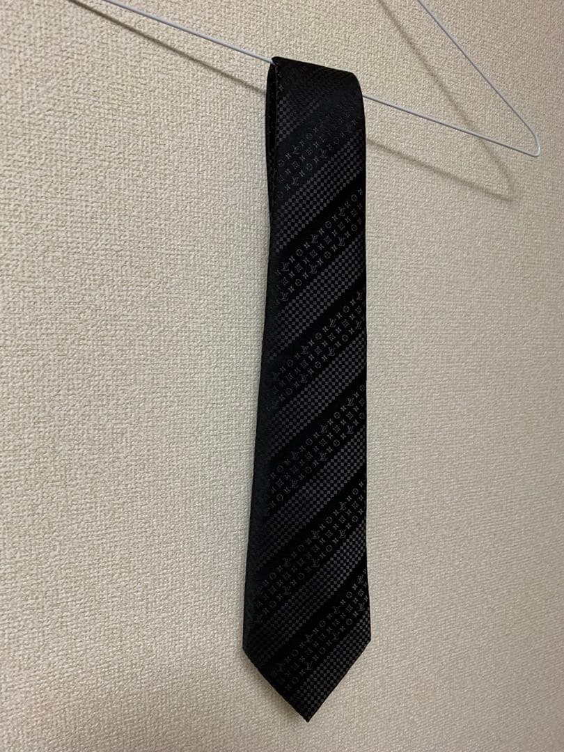 【中古品】Louis Vuitton ルイヴィトンのシルク ネクタイ ブラック