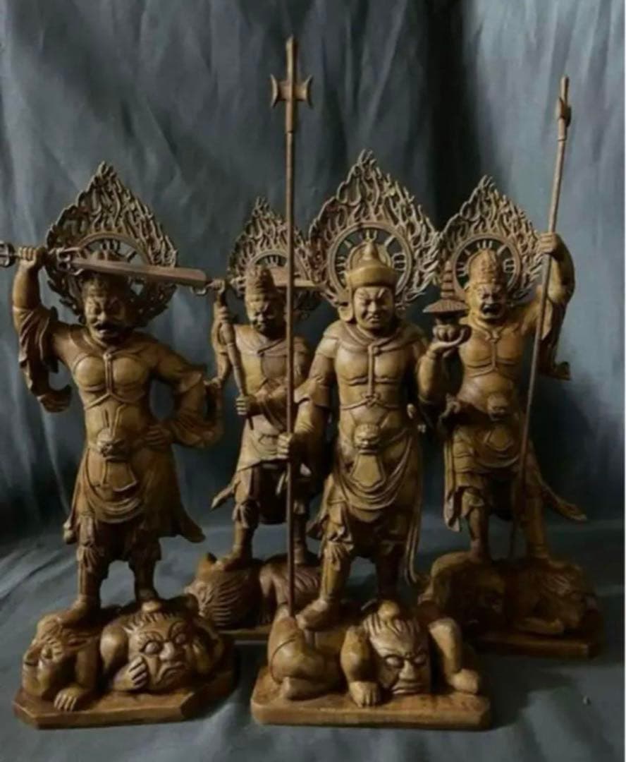総柘植材　仏教工芸品　時代彫刻　一刀彫　極上彫　木彫仏像　四天王立像