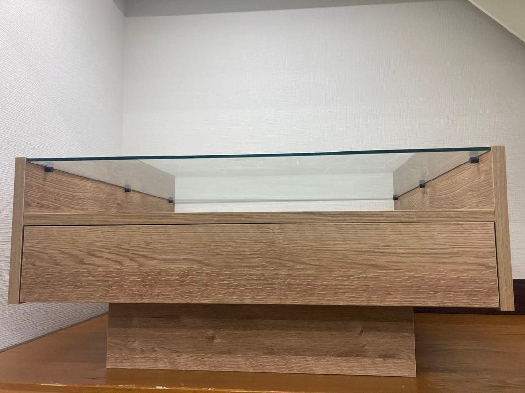 LOWY ロウヤ　木製センターテーブル　ガラス天板　ストーン調