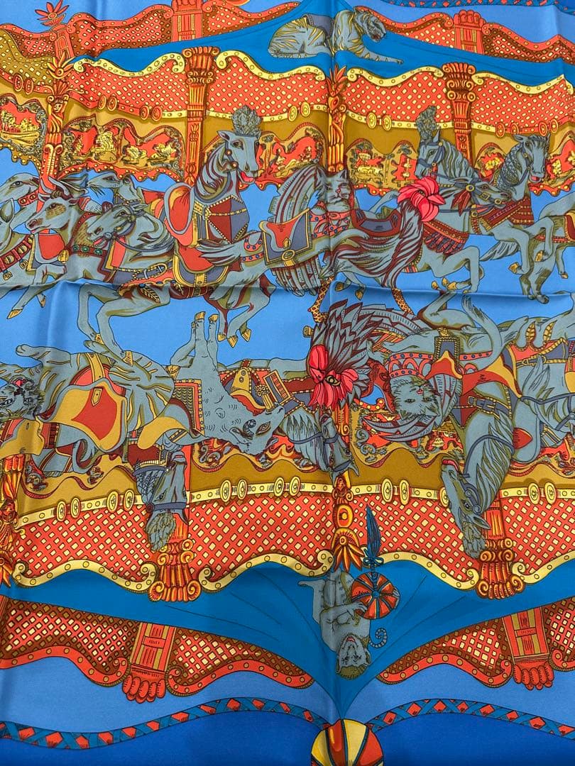 HERMES エルメス　カレ90 トゥルネ・マネージュ