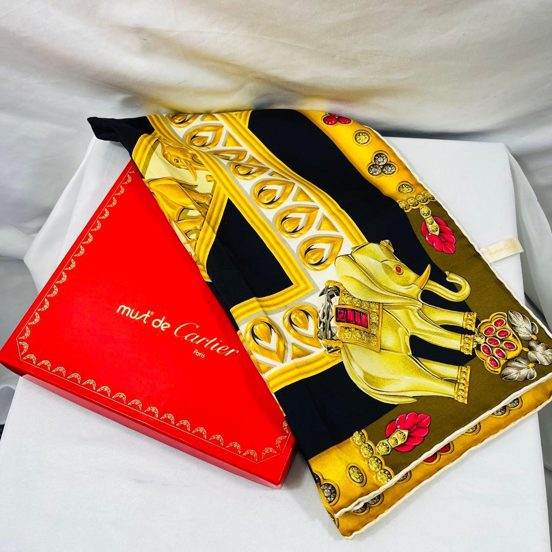 【美品】Cartier　カルティエ　エレファント　シルクスカーフ ゴールド 箱付