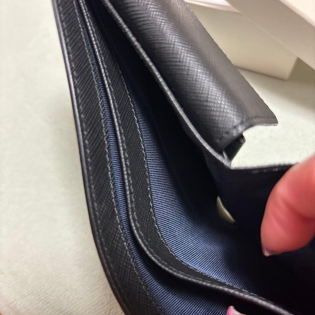 アニエスb ブラック 二つ折り財布 美品