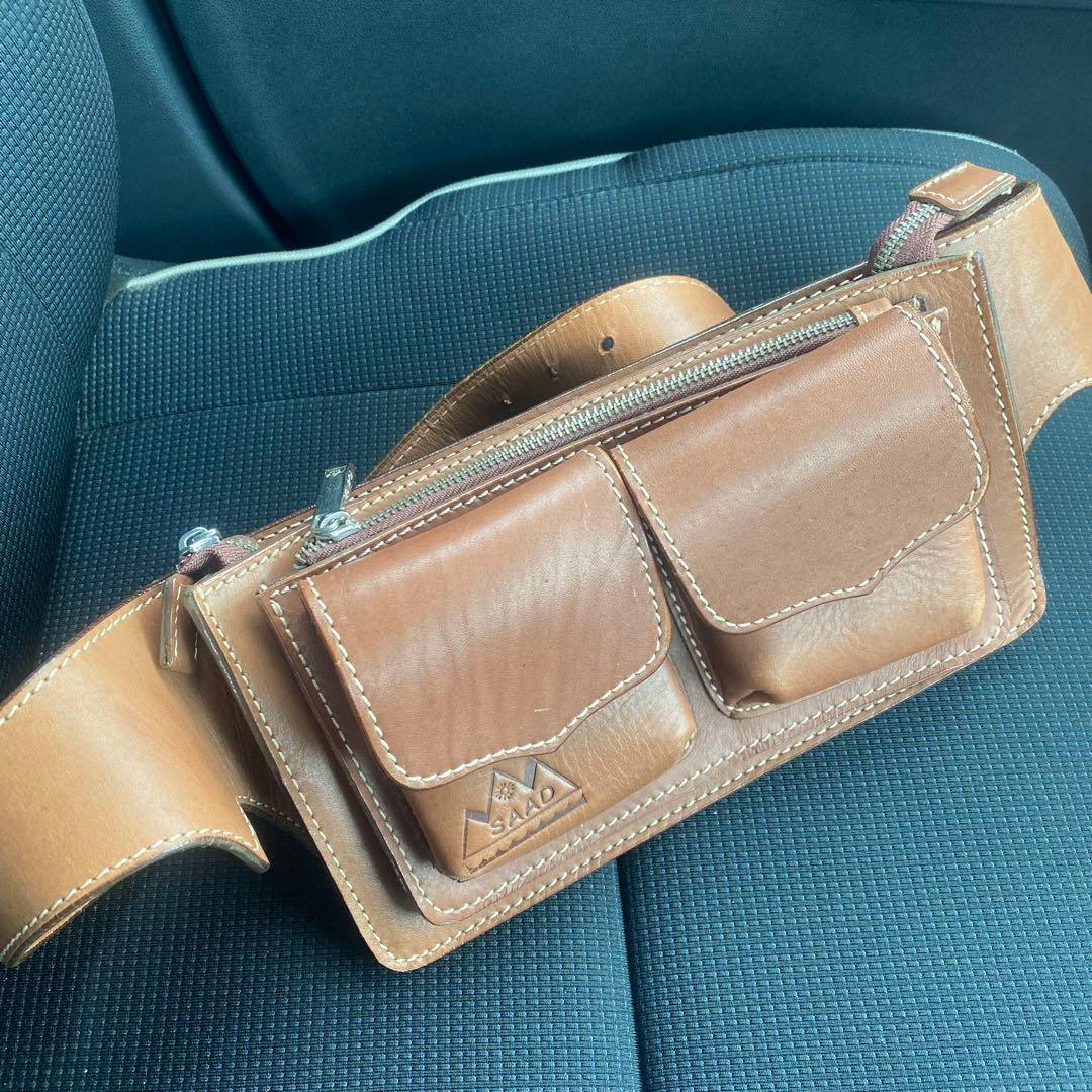 SAADレザー ボディバッグ ブラウン