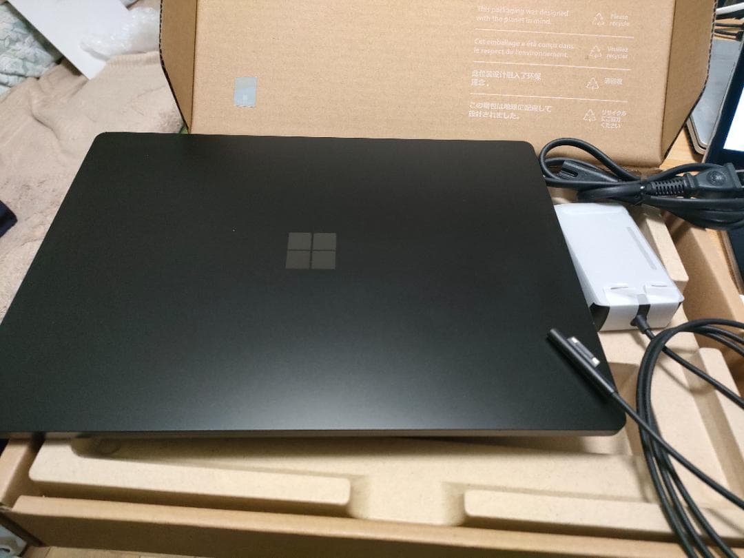 Microsoft Surface Laptop６ ブラック 【ジャンク品扱い】