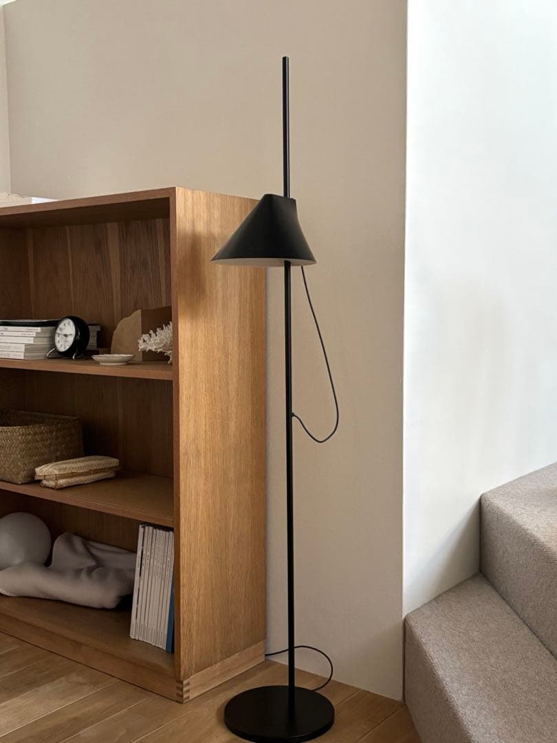 YUH フロア ブラック