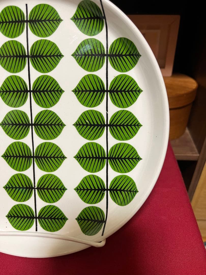 まゆまゆページStig lindberg BERSÅベルサのディナー皿AB