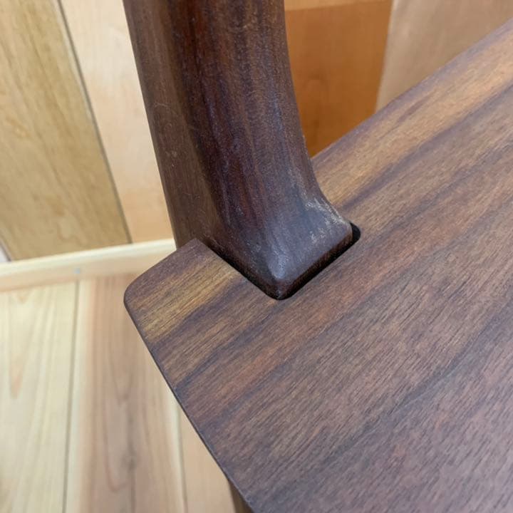 職人　ハンドメイド　無垢　ウォールナット　椅子