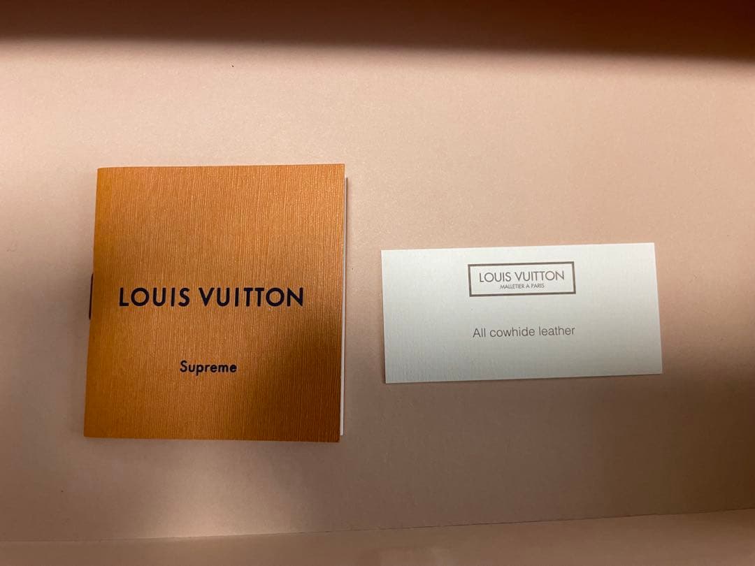 supreme LOUIS VUITTON 財布