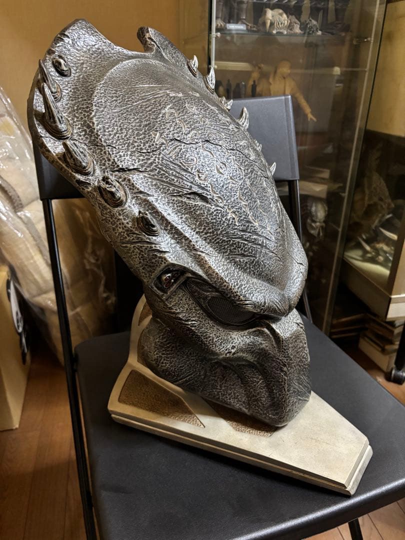 サイドショウ　AVP2 プレデターウルフ　1/1 バイオマスクレプリカ