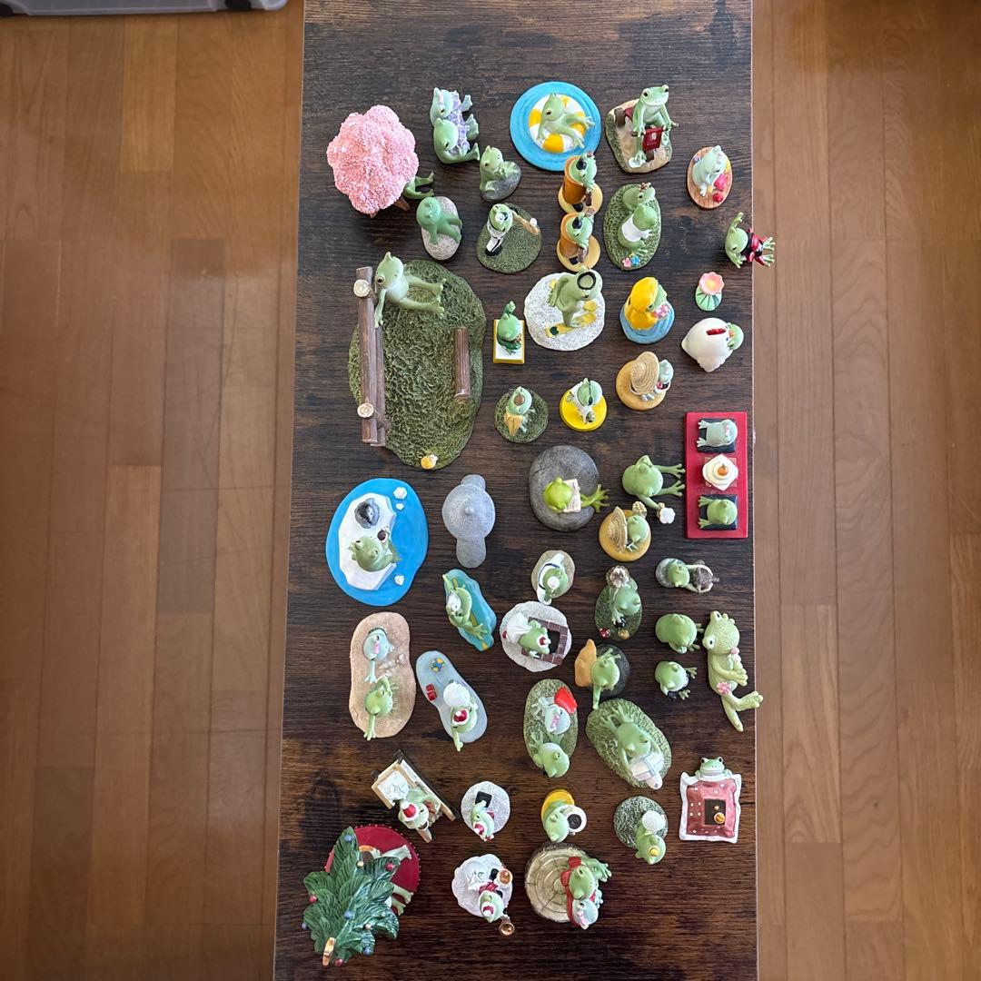 カエルの陶器置物セット 約48点