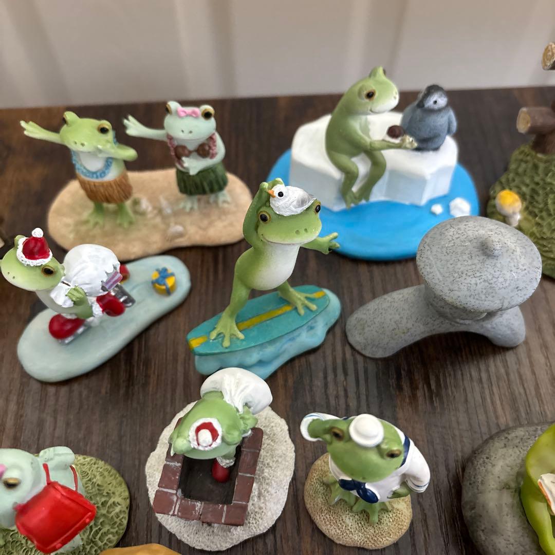 カエルの陶器置物セット 約48点