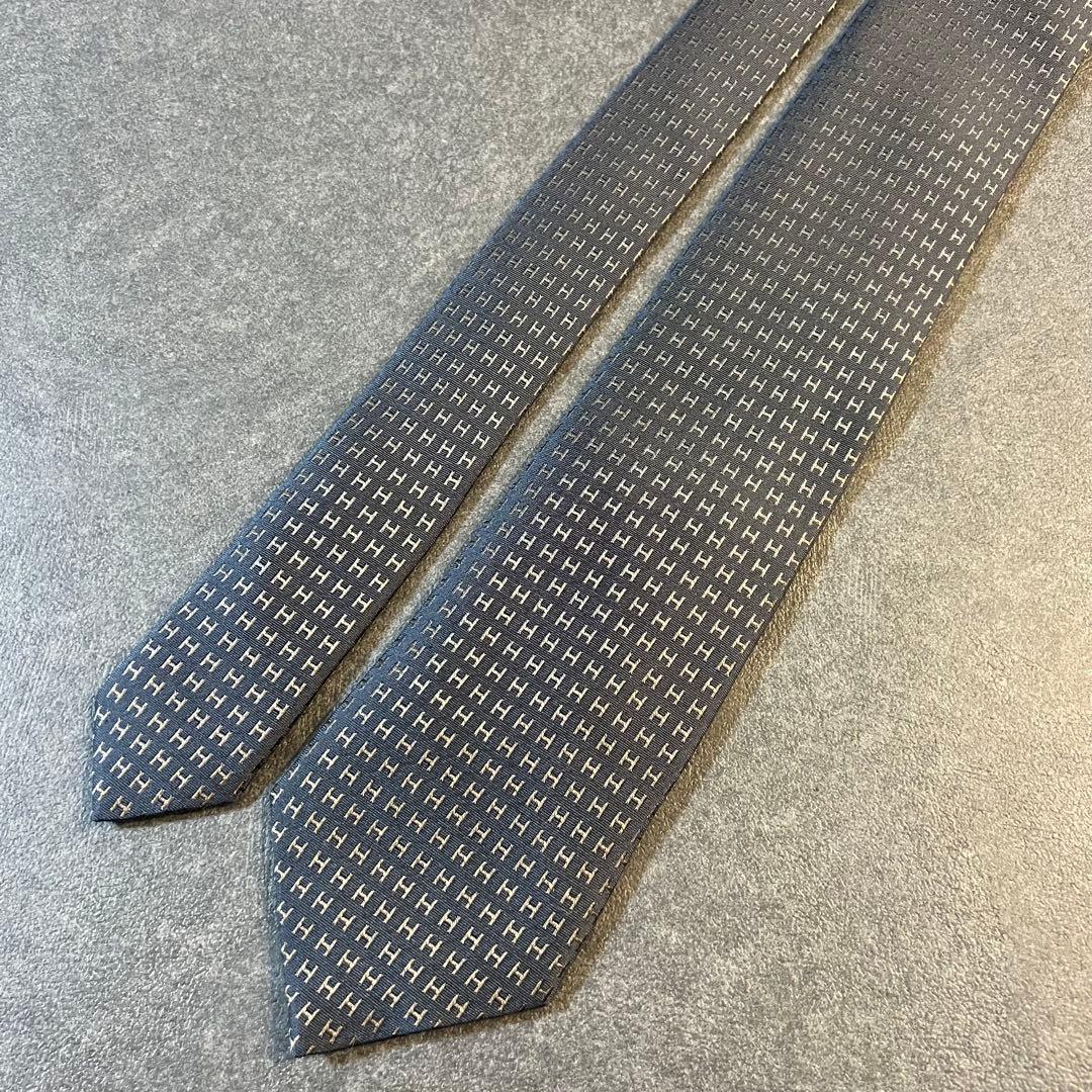 【美品】HERMES　エルメス　ネクタイ　ファソネ　H柄　ネイビー