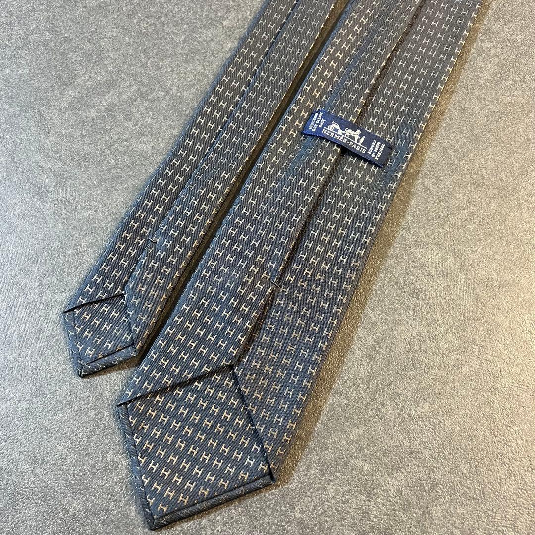 【美品】HERMES　エルメス　ネクタイ　ファソネ　H柄　ネイビー