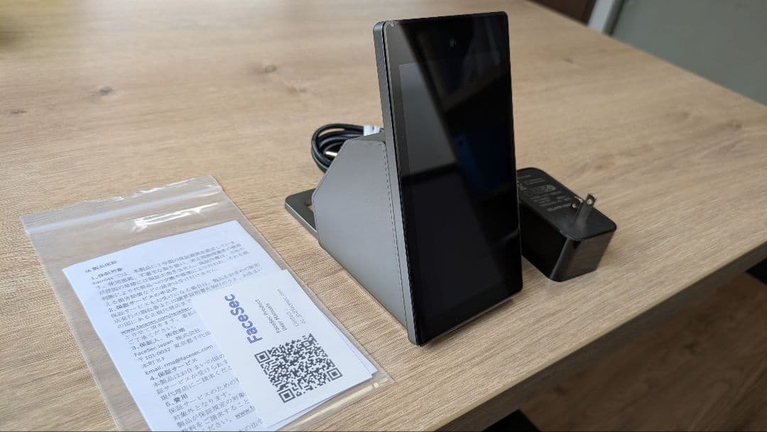 FaceSec（タイムレコーダー）高精度AI顔認証　5.5インチ据え置き型