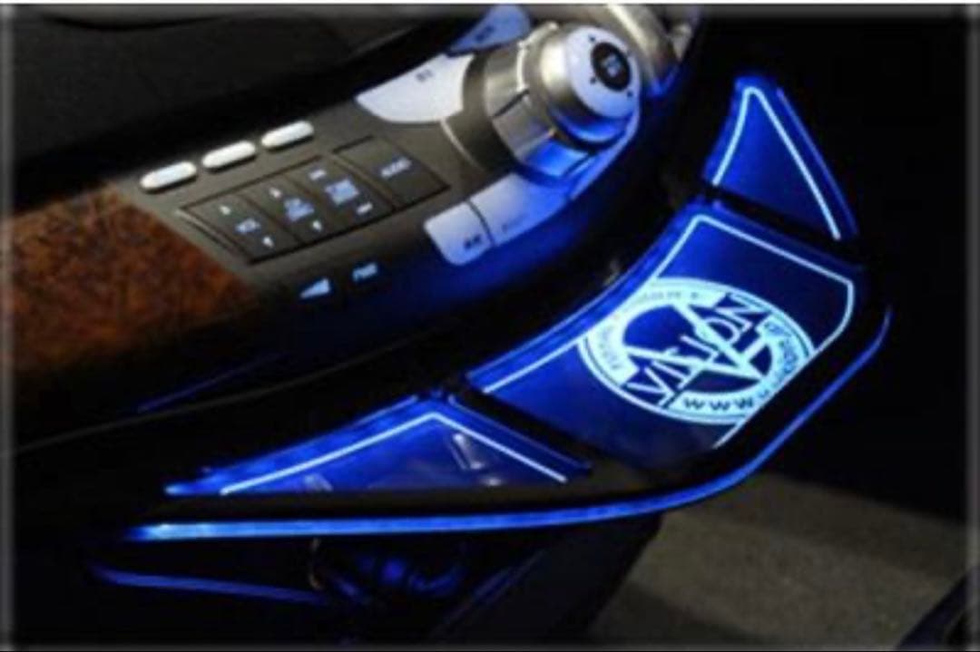 オデッセイ RB1/2 フロントセンターテーブル VVISION