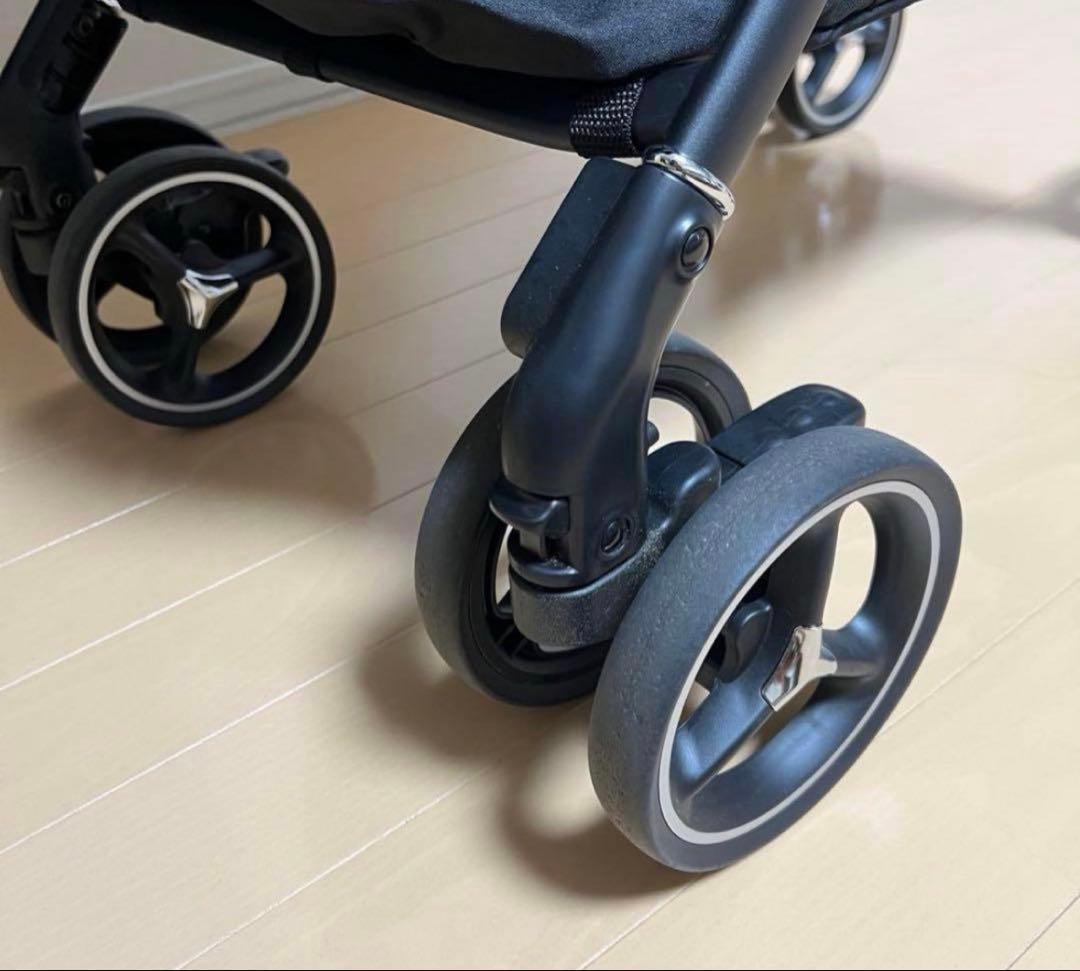 アップリカ ラクーナクッションフリープラス AB ブラック　2023年