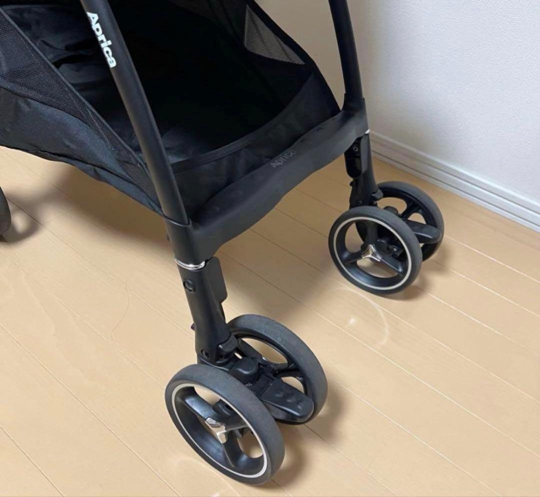 アップリカ ラクーナクッションフリープラス AB ブラック　2023年