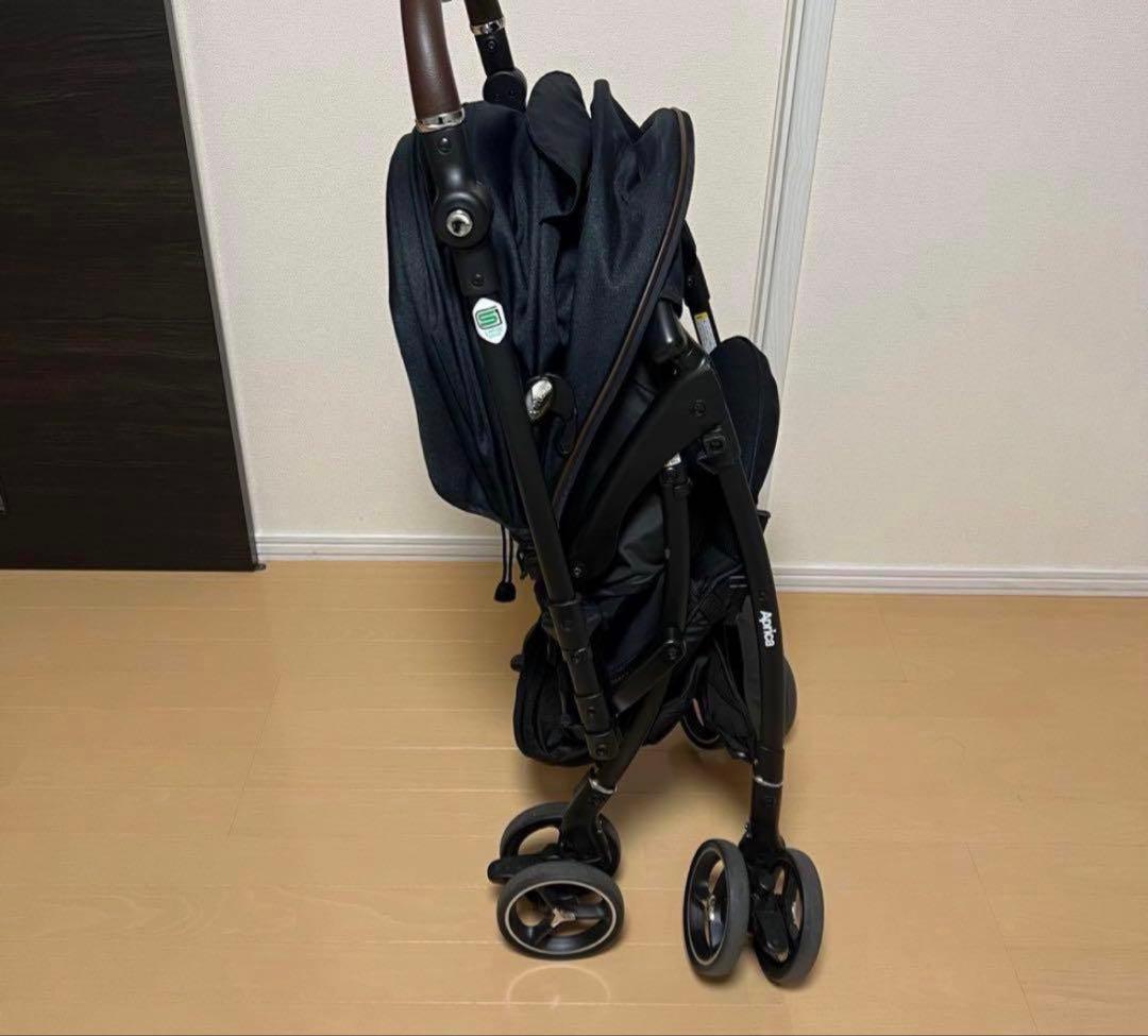 アップリカ ラクーナクッションフリープラス AB ブラック　2023年