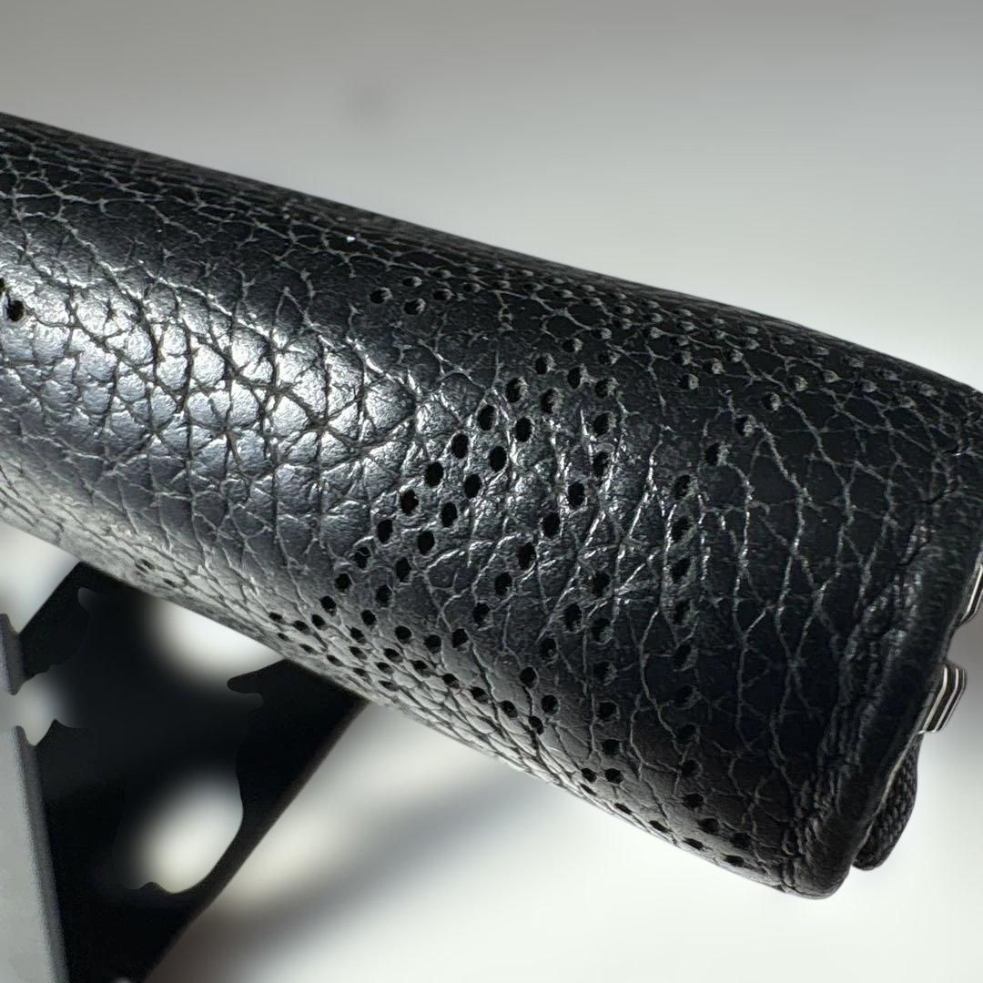 ルイヴィトン　長財布　マヒナ　ブラック