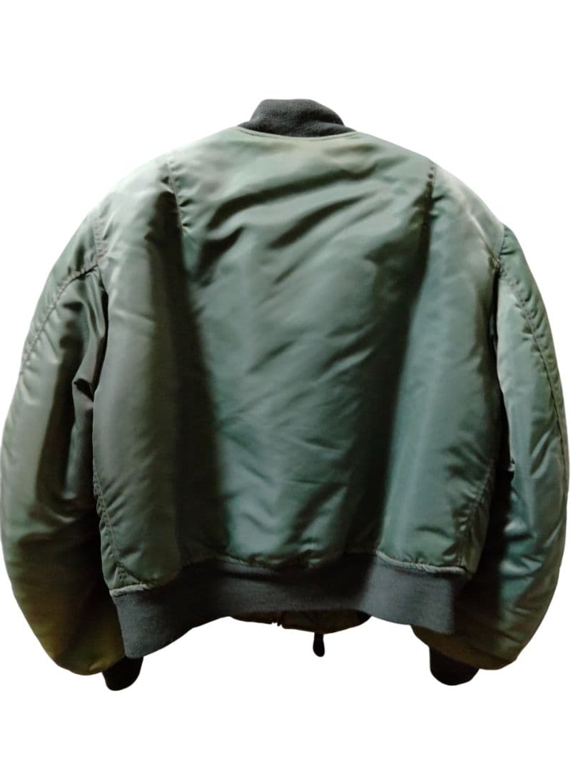 【ほぼ未着用】バズリクソンズ MA-1