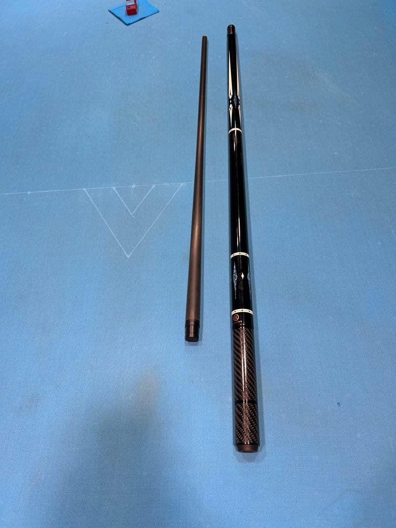 ビリヤードキュー カーボンファイバー 黒