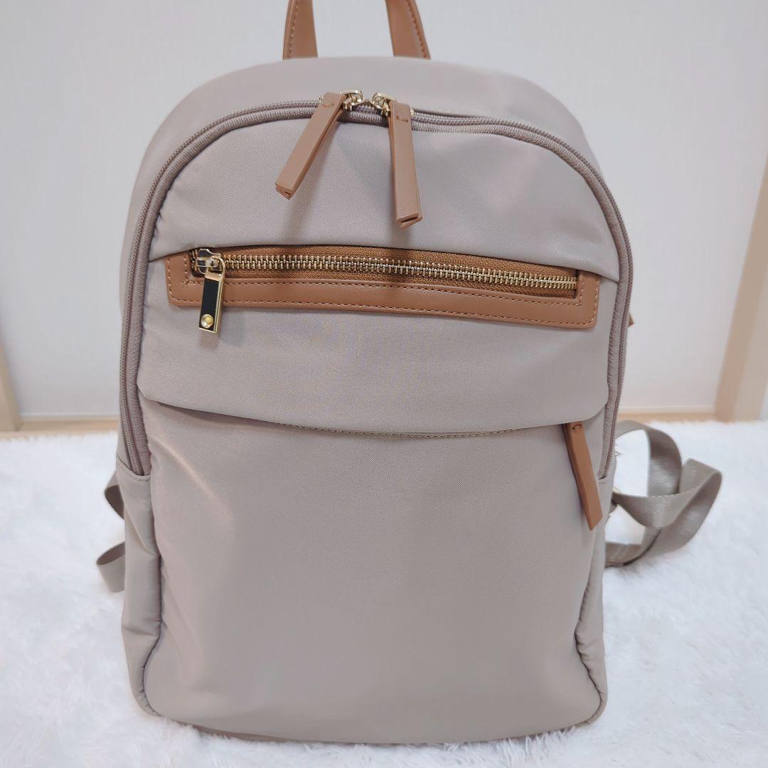 ace. エース スリマリー ビジネスリュック A4 PC収納 グレージュ 底鋲