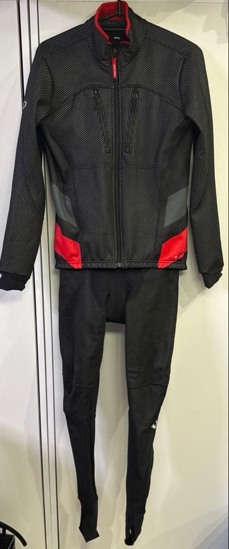 パールイズミ　ウィンターサイクルジャケット(M)　ビブタイツ(L)