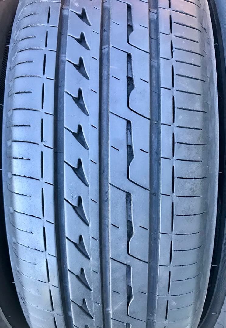 185/70 R14 BRIDGESTONE REGNOラジアルタイヤ