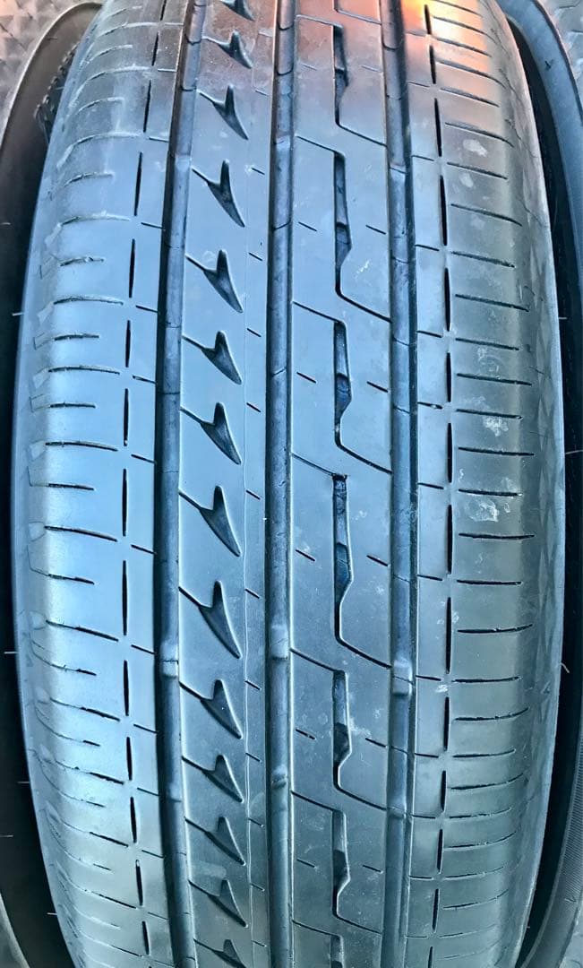 185/70 R14 BRIDGESTONE REGNOラジアルタイヤ