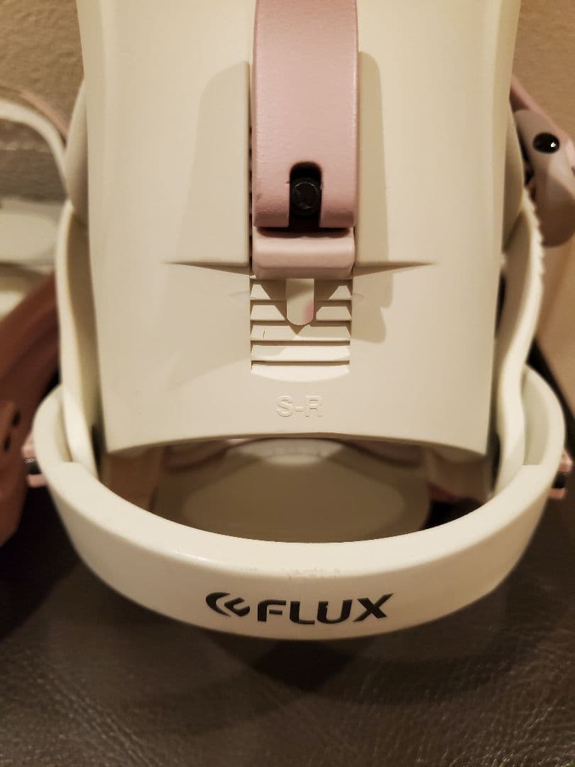 21ー22 FLUX フラックス GX レディース Sサイズ　ホワイト　ピンク