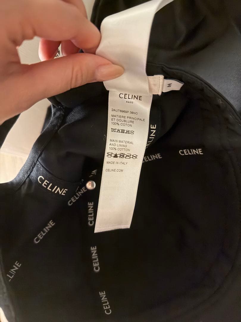 【美品】CELINE ブラック ベースボールキャップ
