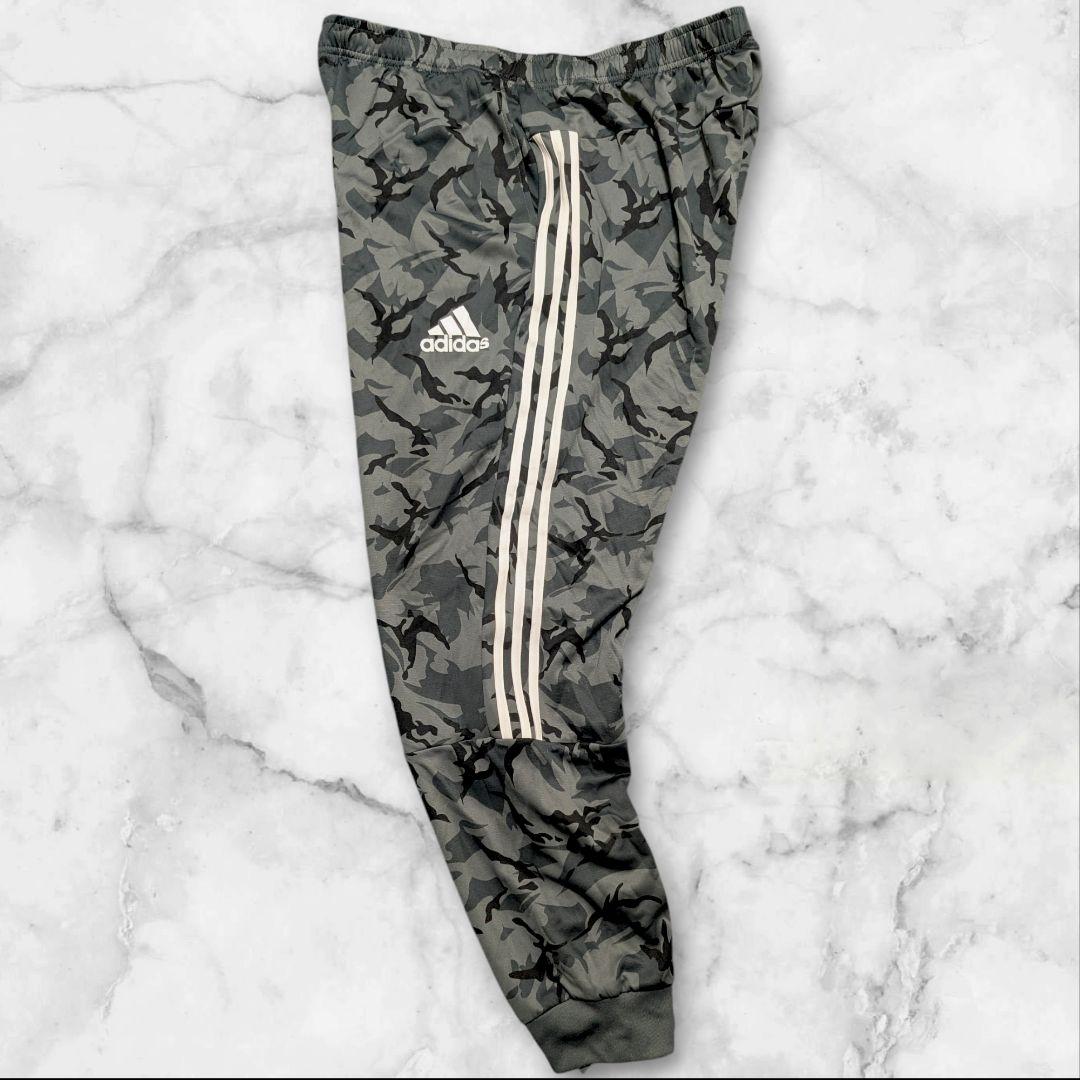 ビックサイズ adidas 迷彩柄 パーカー パンツ 5XO セットアップ