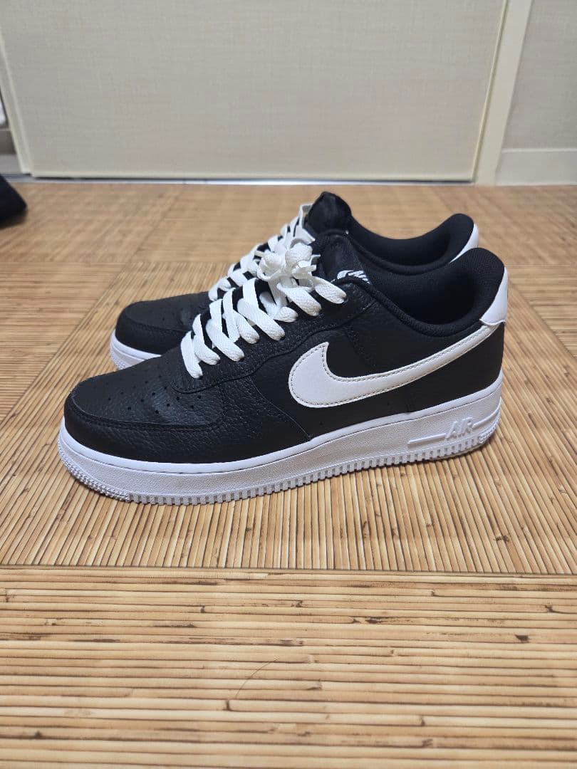靴 NIKE AIR FORCE 1 '07 BLACK/WHITE