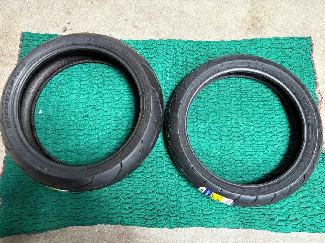 新品未使用　Michelin POWER 2CT 110/150 前後セット