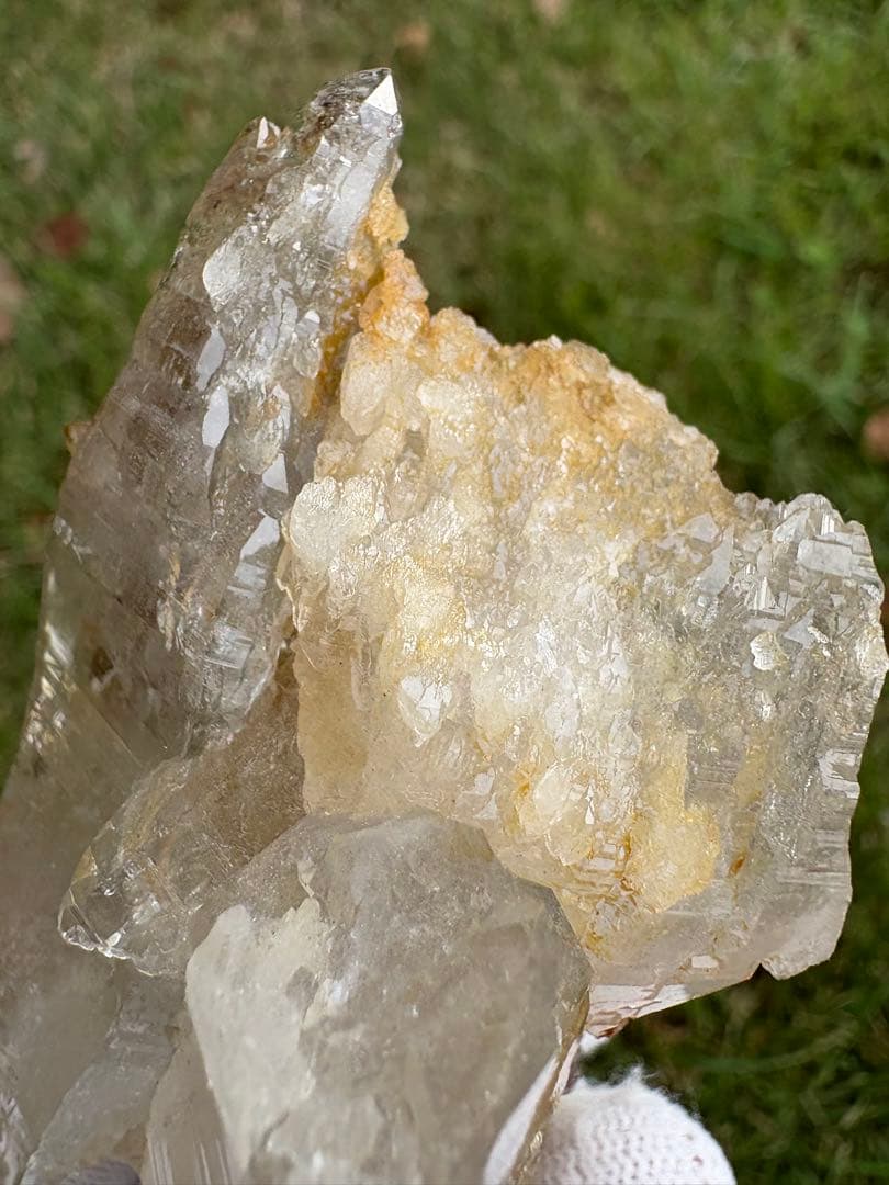 【匿名発送】シガール産 水晶クラスター