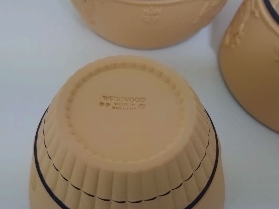 ウェッジウッド　ジャスパー　ブラックオンケーン　ティーセット