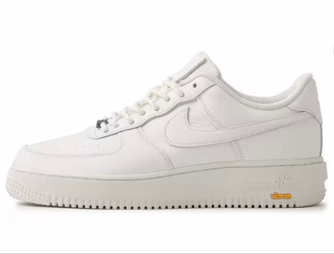 【新品・未使用】ナイキ エアフォース1 ロー ゴアテックス ビブラム　28センチ