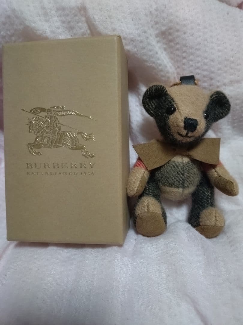 Burberry テディベアキーホルダー