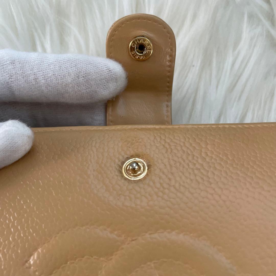 CHANEL シャネル レザー 二つ折り 長財布 ベージュ ココマーク がま口