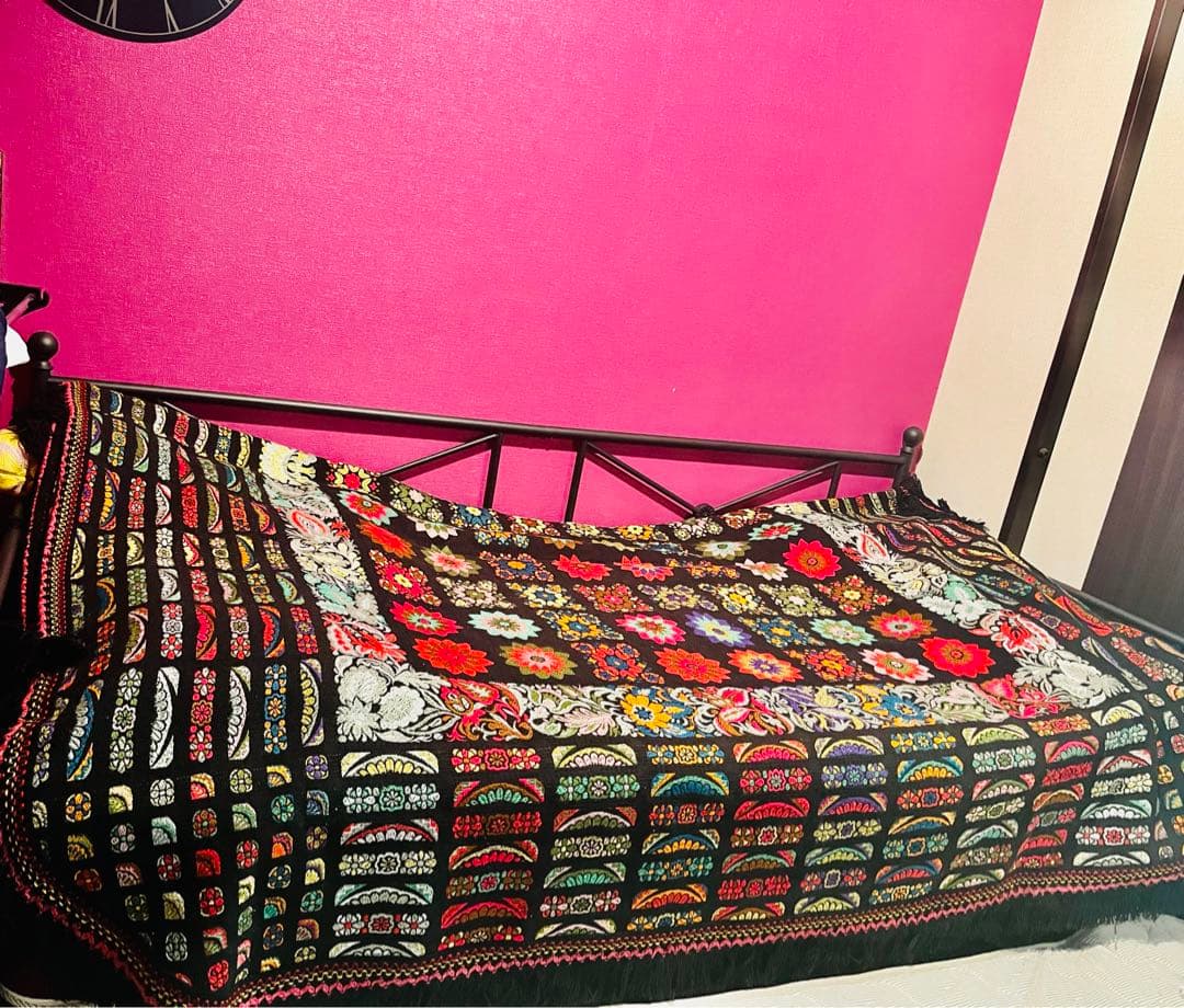 ☆。.:＊・゜素敵刺繍ベットカバーセミダブル②☆。.:＊・゜