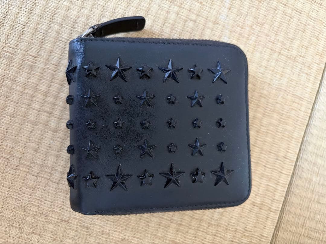 JIMMY CHOO ブラック スタースタッズ 二つ折り財布